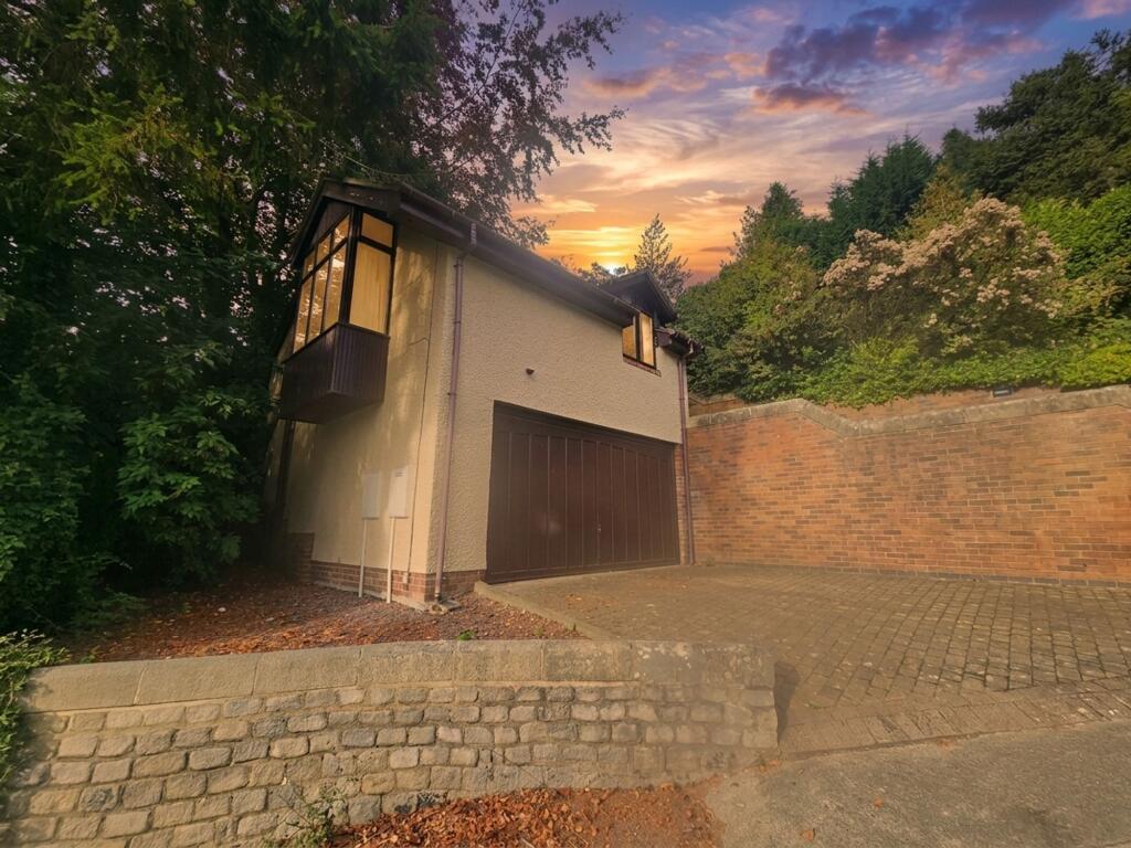 Main image of property: Back Western Hill, Maroubra Back Western Hill, DH1