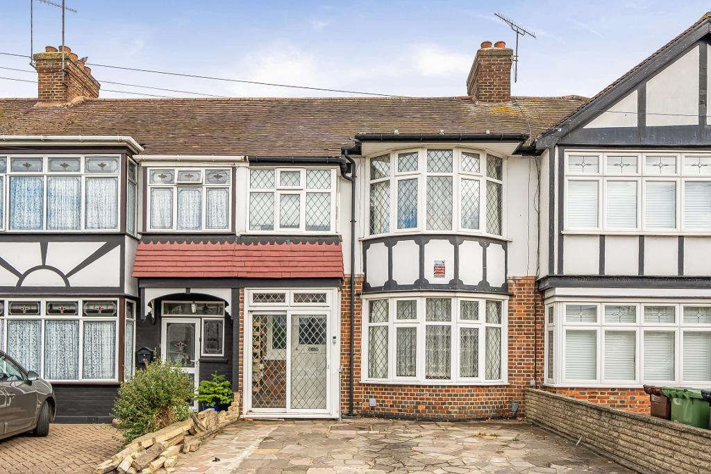 Main image of property: Middleton Close, Chingford, London, E4 8EA