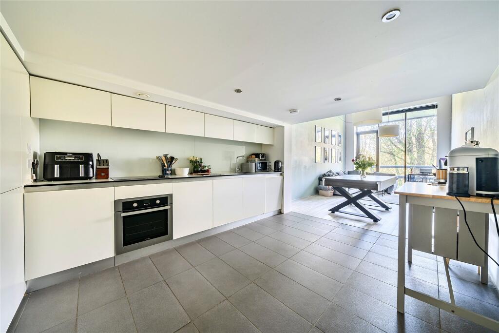 Main image of property: Lakeshore, Lake Shore Drive, Hartcliffe, Bristol, BS13