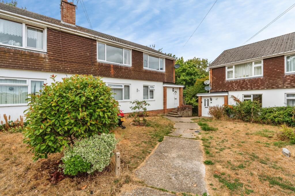 Main image of property: Fern Road, SOUTHAMPTON, Hampshire, SO45