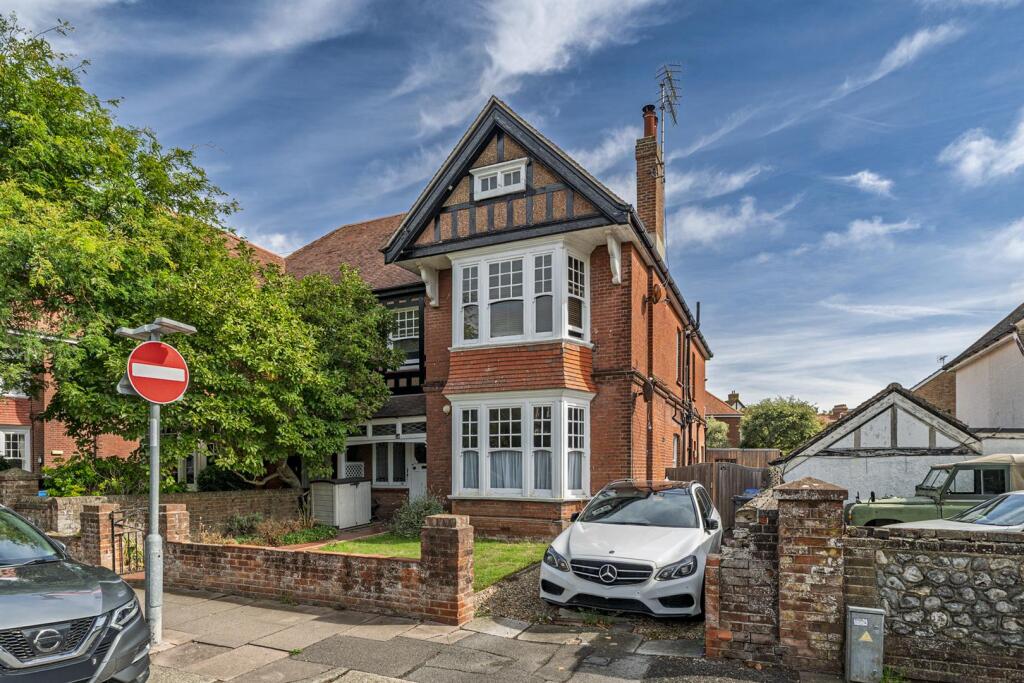 Main image of property: Shakespeare Road, Worthing, BN11 4AR