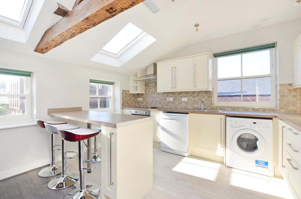 Main image of property: 2, 100 A Matilda Street, Sheffield