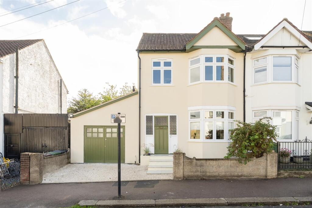 Main image of property: Matlock Road, Leyton