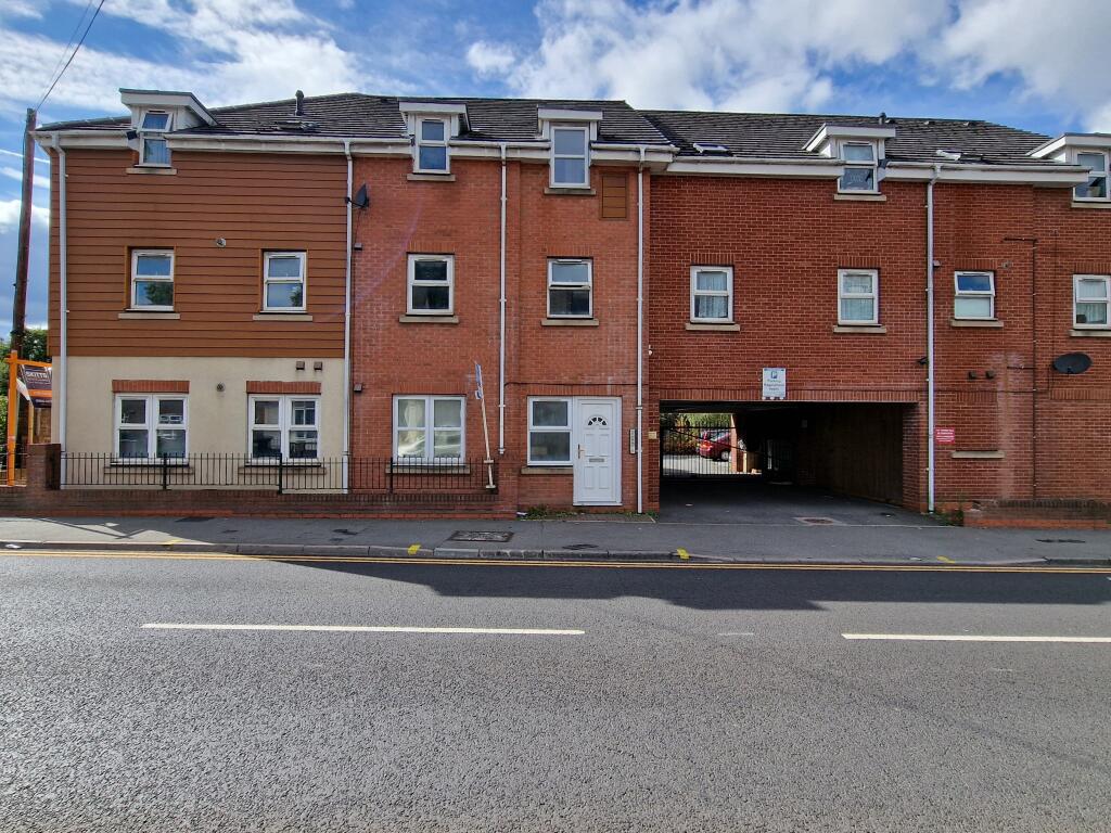 Main image of property: The Waterglades, Rosehill, Willenhall, WV13