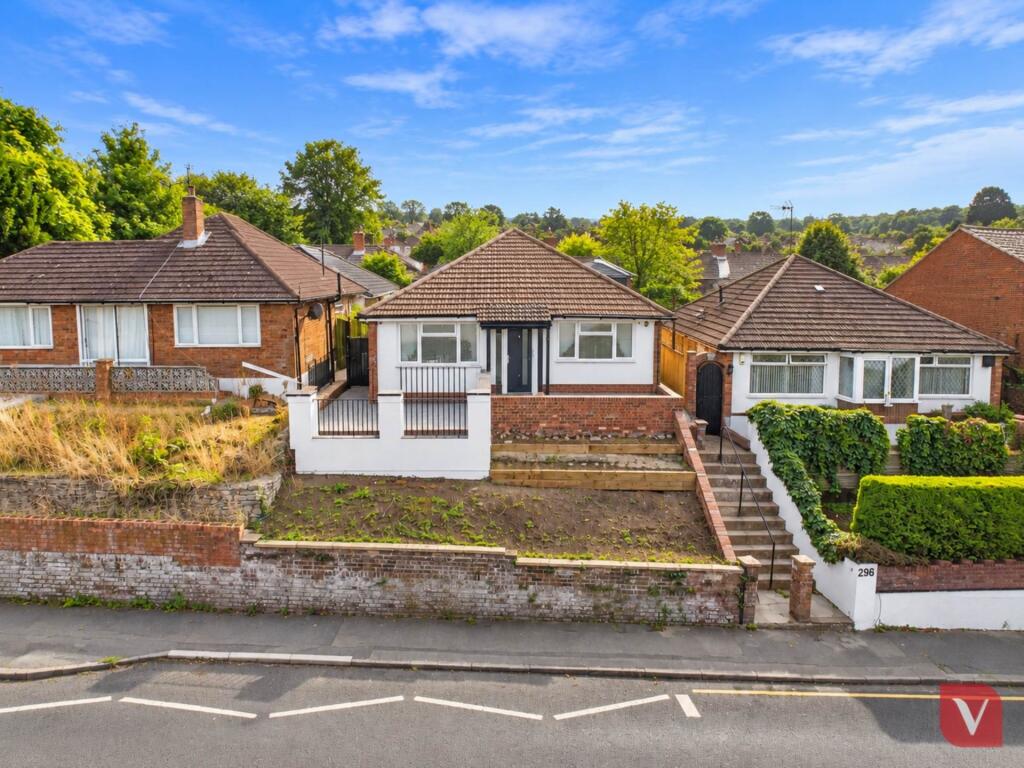 Main image of property: Hitchin Road, Luton