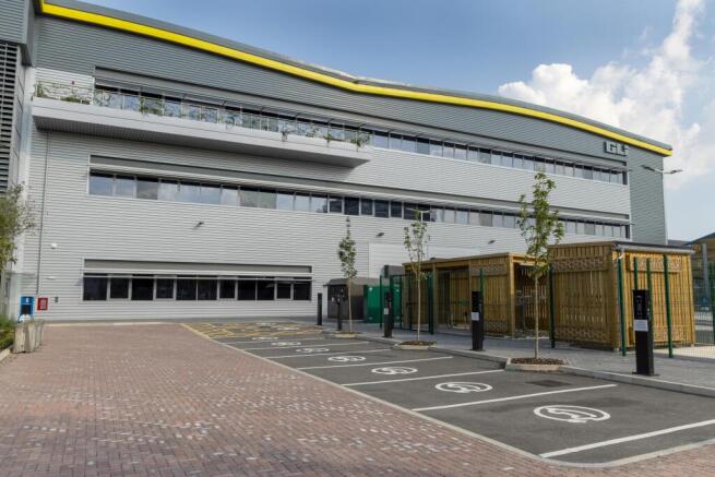Car Parking 2.jpg