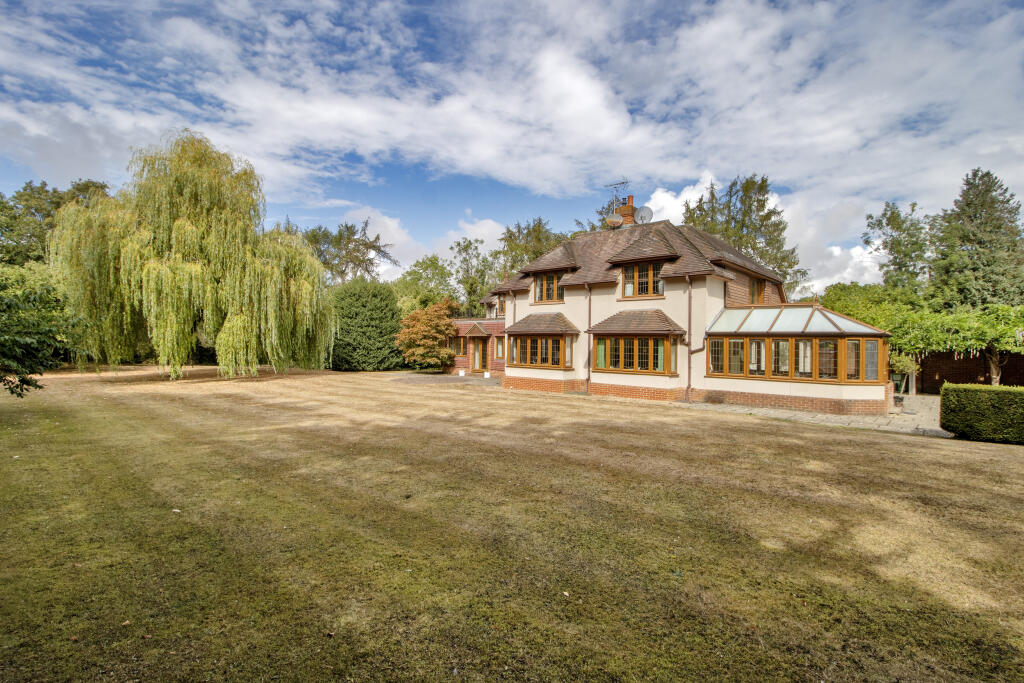 Main image of property: Aldingham,  Hartley, Longfield, Kent