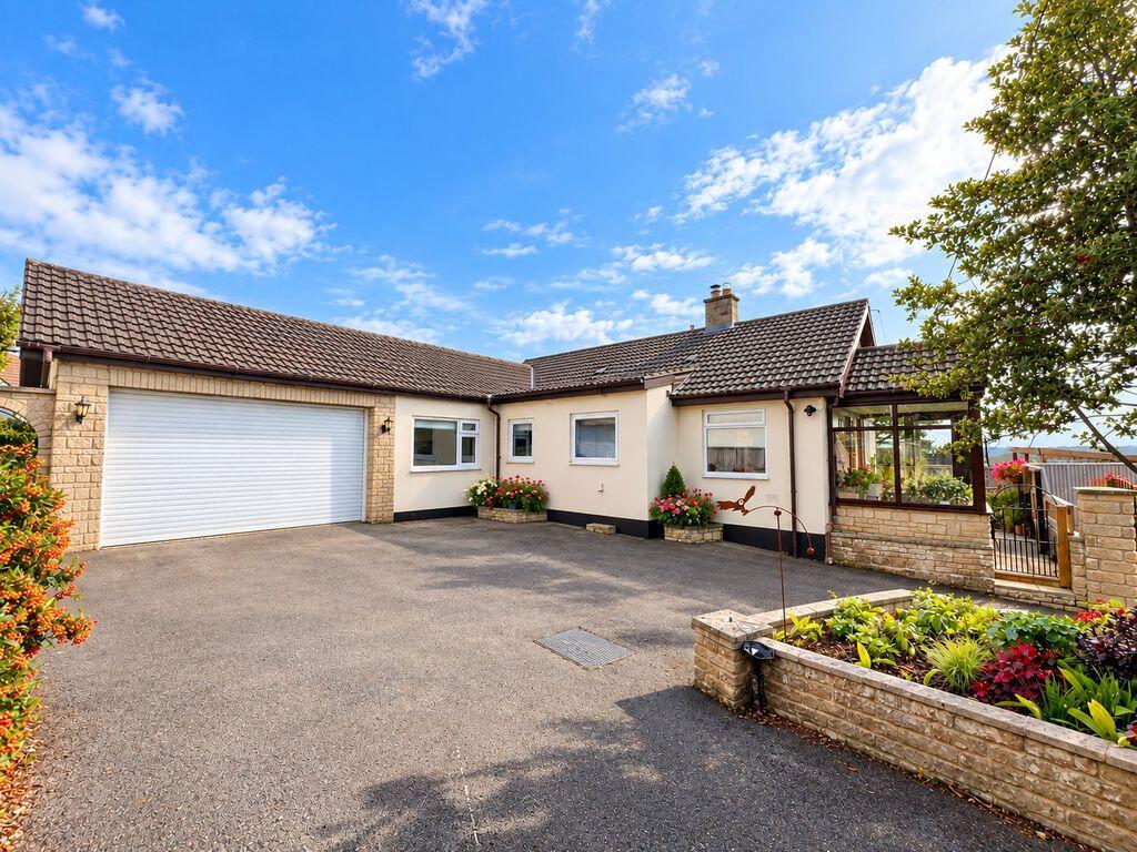 Main image of property: Kingsway, Holcombe