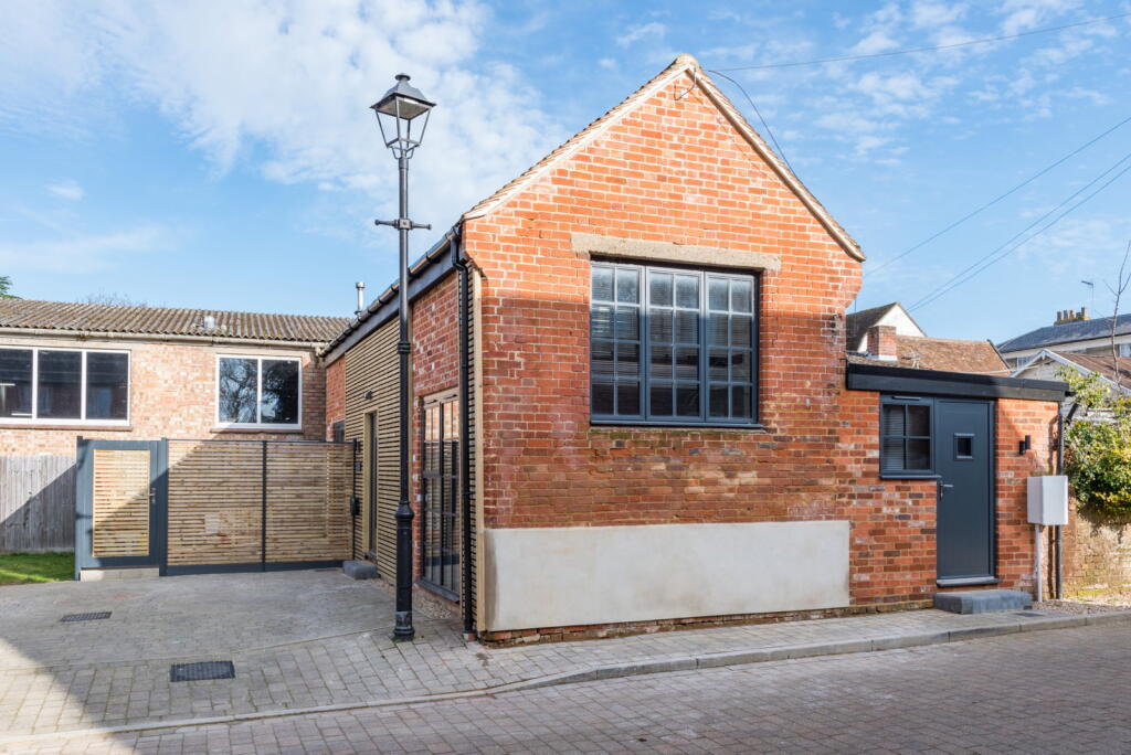 Main image of property: Manor Gardens Barn, Hadleigh