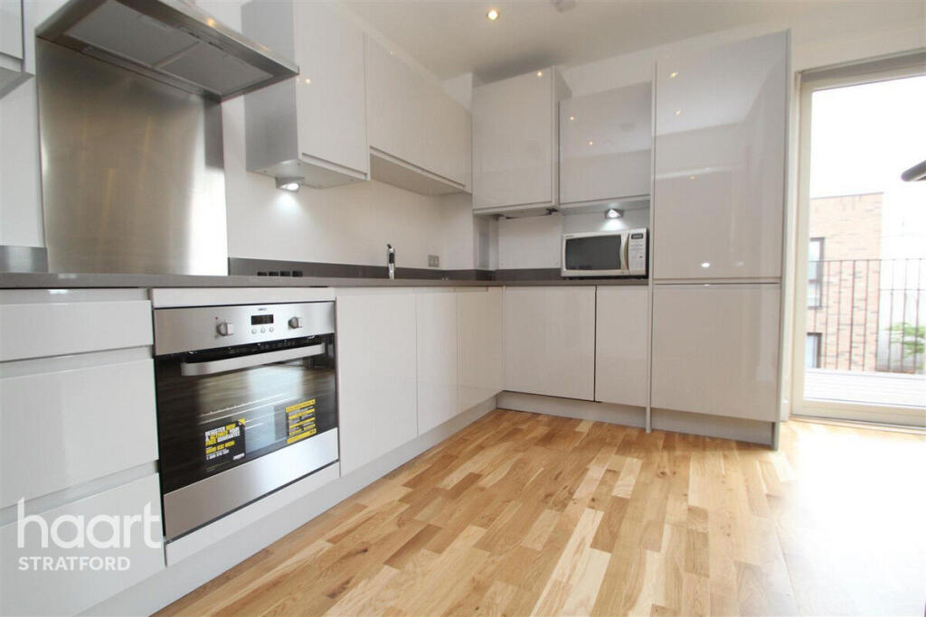 Main image of property: Tyas Road, London