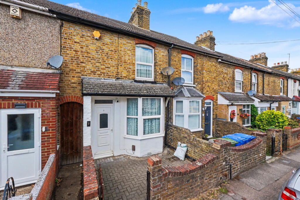 Main image of property: Bayford Road, Sittingbourne, ME10 3AD
