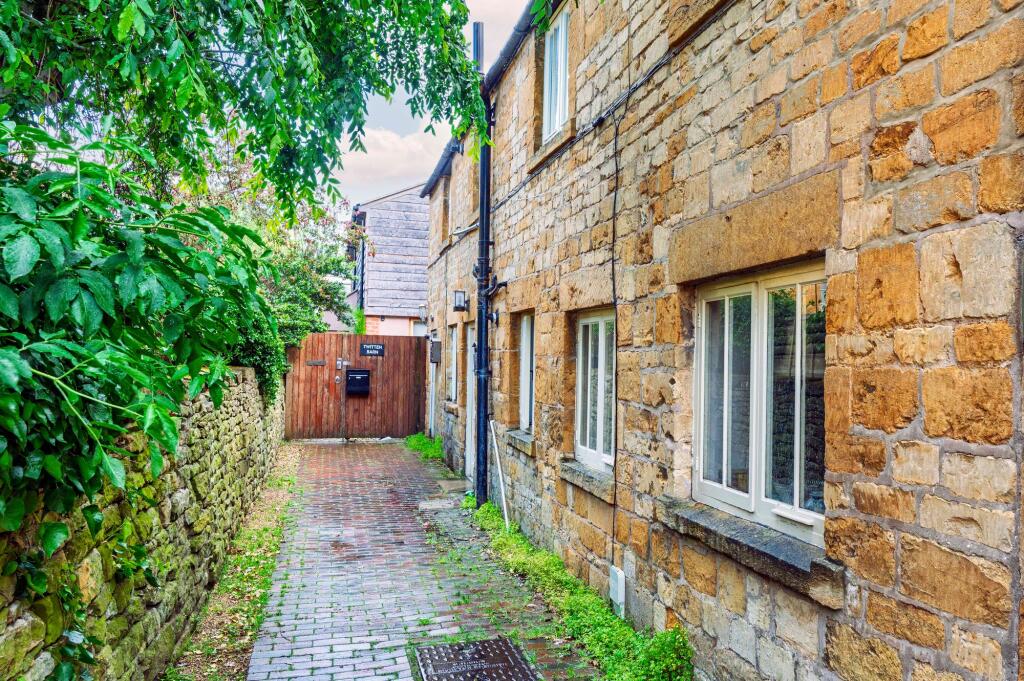 Main image of property: Oxford Street, Moreton-In-Marsh, GL56