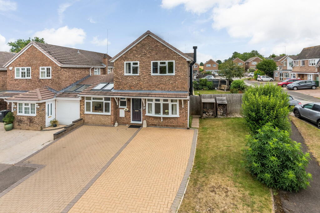 Main image of property: Poplars Road, Chacombe, Banbury, OX17 2JY