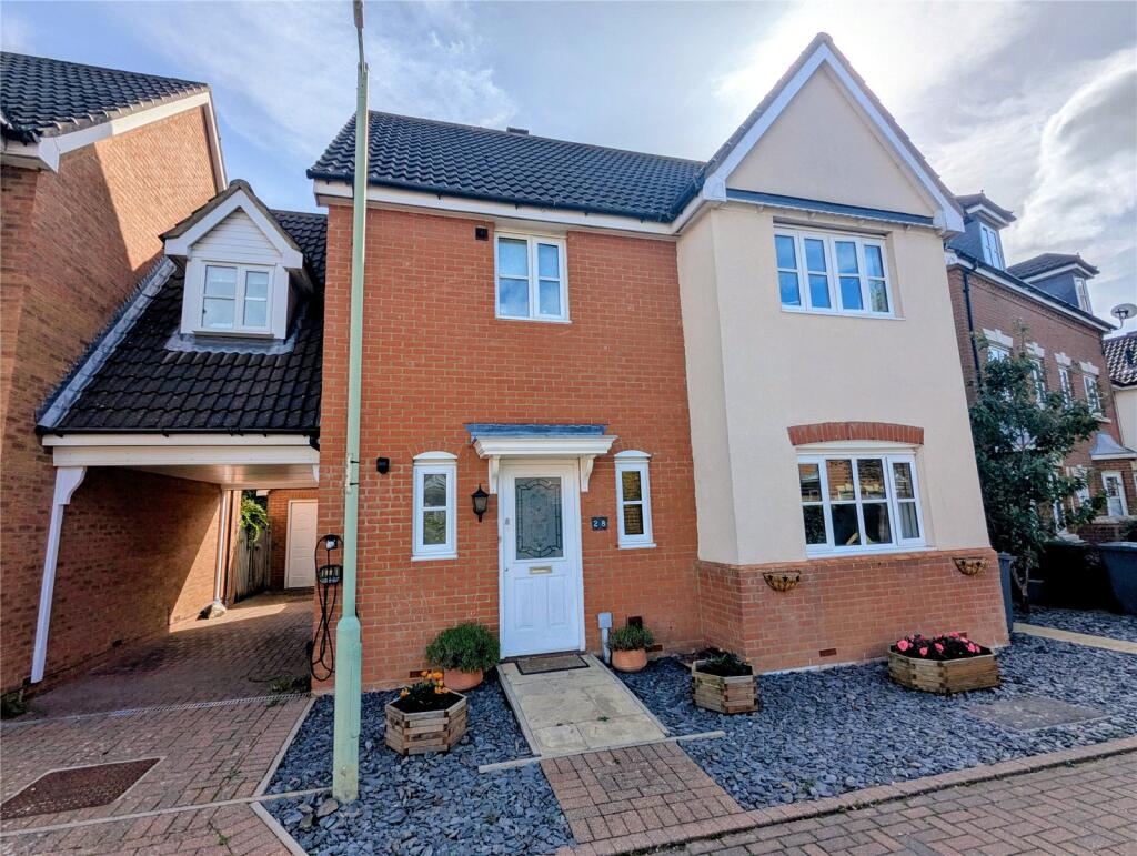 Main image of property: Masterson Grove, Kesgrave, Ipswich, Suffolk, IP5