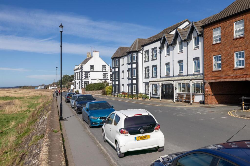 Main image of property: The Parade, Parkgate, Neston