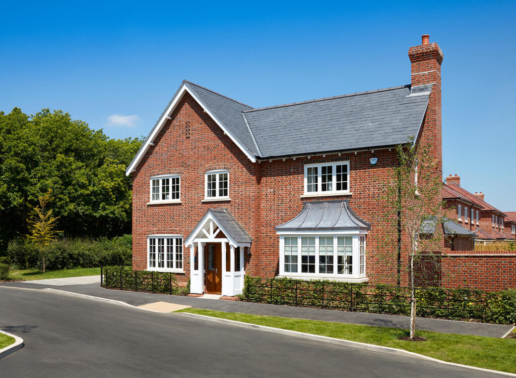 Main image of property: Clayhill Road,
Burghfield Common,
RG7 3NZ