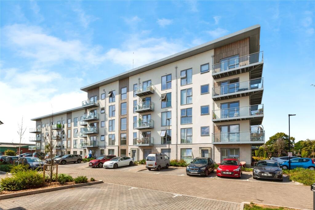 Main image of property: Kingston Close, Maidenhead, Berkshire, SL6