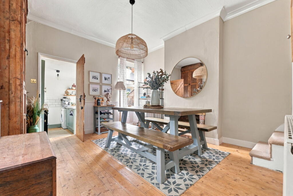 Main image of property: Ormonde Terrace, Nottingham, Nottinghamshire, NG5 2FE