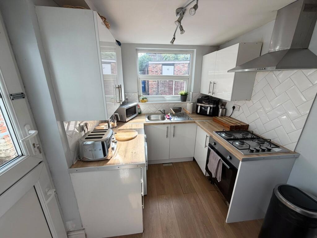 Main image of property: Stockport Road, Cheadle, SK8