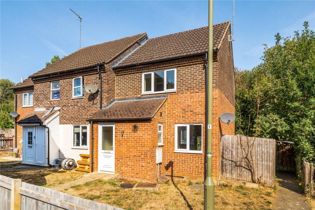 Main image of property: Japonica Walk, BANBURY, Oxfordshire, OX16