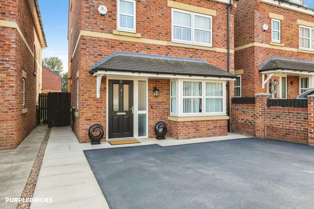 Main image of property: Hall Gardens, Barnsley, S72