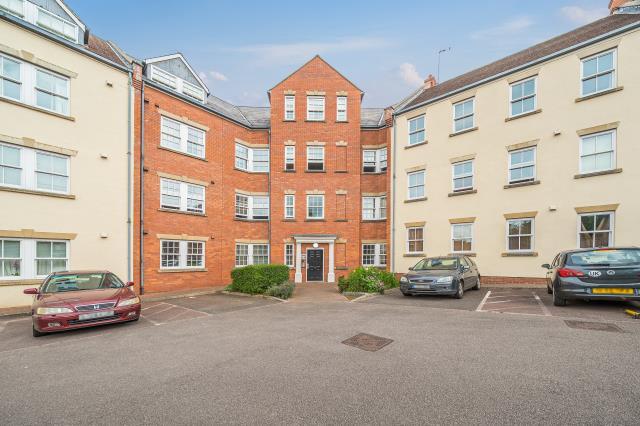 Main image of property: Warwick Road, Banbury, Oxfordshire, OX16