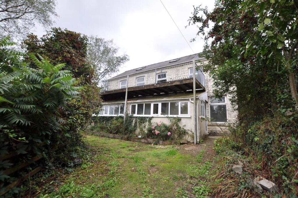 Main image of property: Bancyfelin, Carmarthenshire