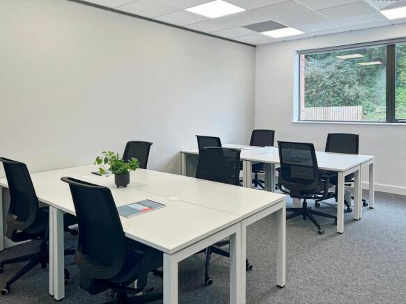 Regus_Leamington Spa_UK_Centre 7855_Office 1_LOCATIONHEROIMAGE.jpg