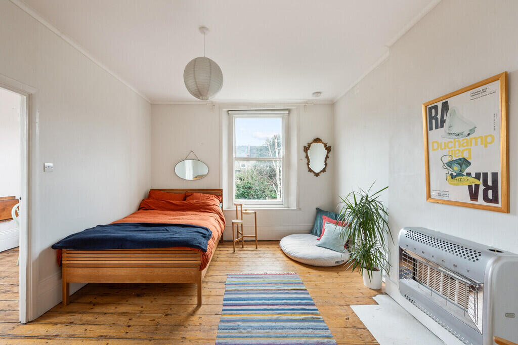 Main image of property: Pemberton Road, London
