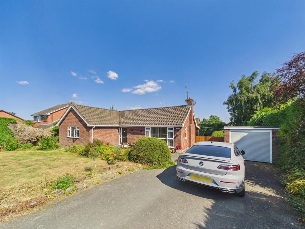 Main image of property: 52 Cabin Lane, Oswestry