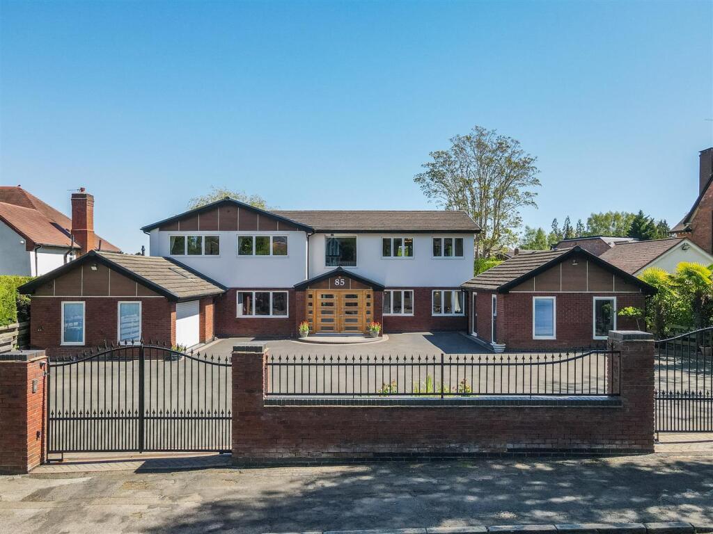 Main image of property: Alderbrook Road, Solihull, B91