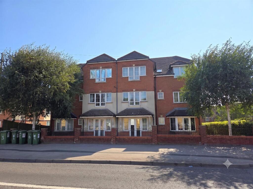 Main image of property: Walker Place, Hamble, Southampton