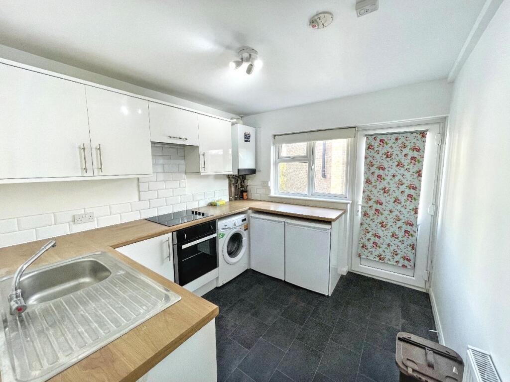 Main image of property: 31a Sidcup Hill, Sidcup