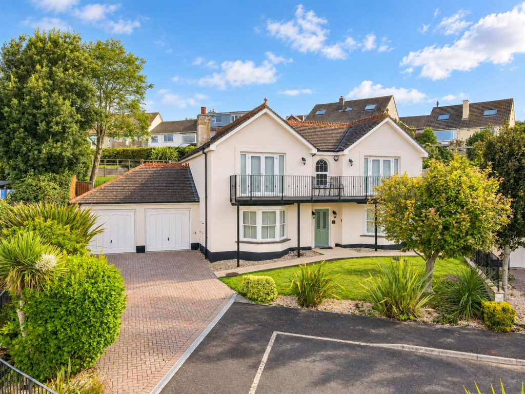 Main image of property: Odun Place, Appledore