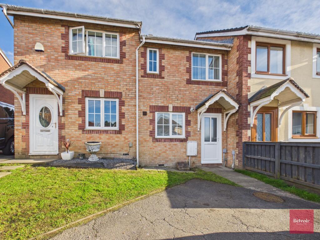 Main image of property: Clos Ysgallen, Llansamlet, Swansea, SA7