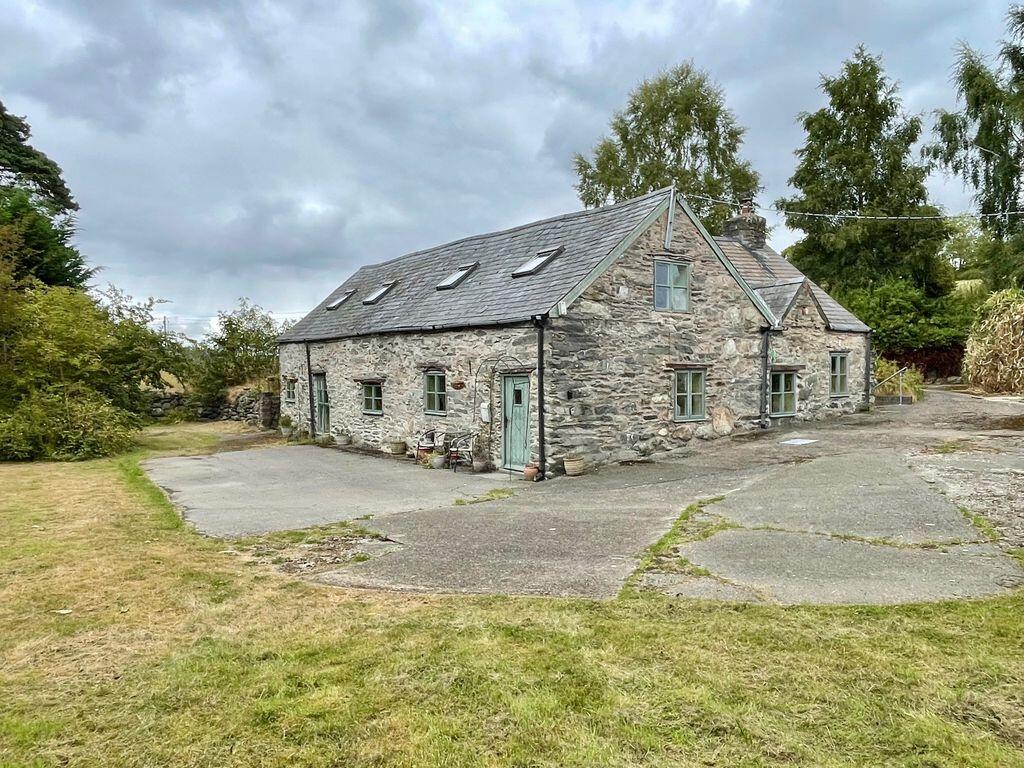 Main image of property: Cynwyd, Corwen