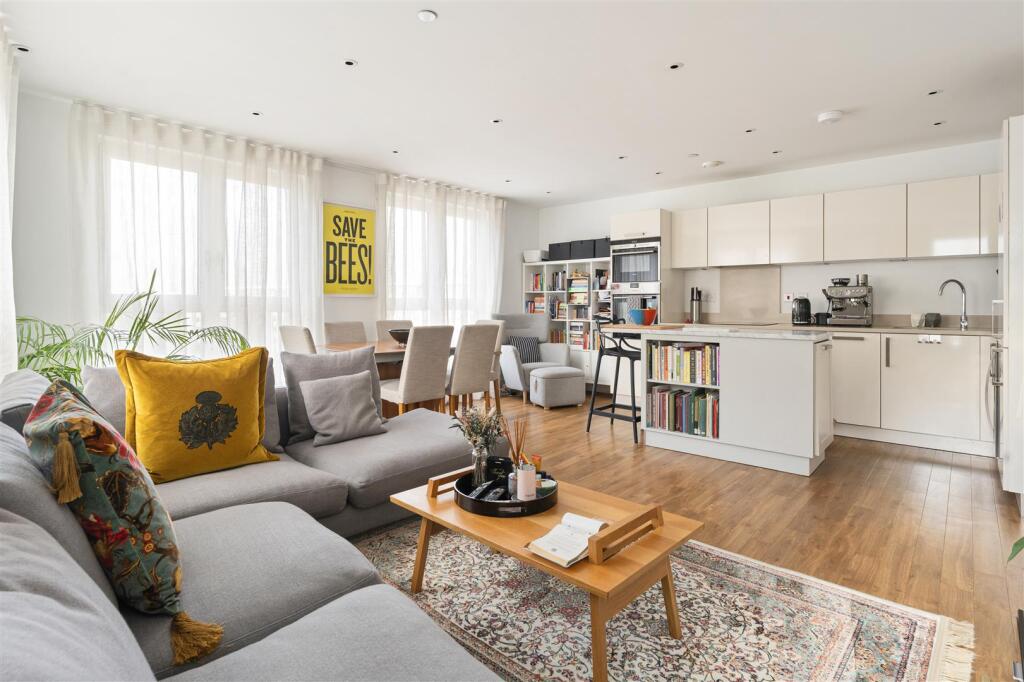 Main image of property: Queensland Road, London