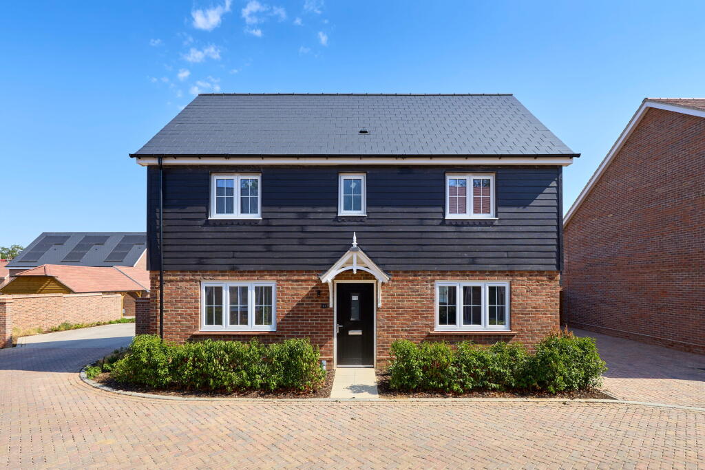 Main image of property: Hammondstreet Road, 
Cheshunt, 
Hertfordshire,
EN7 6PN