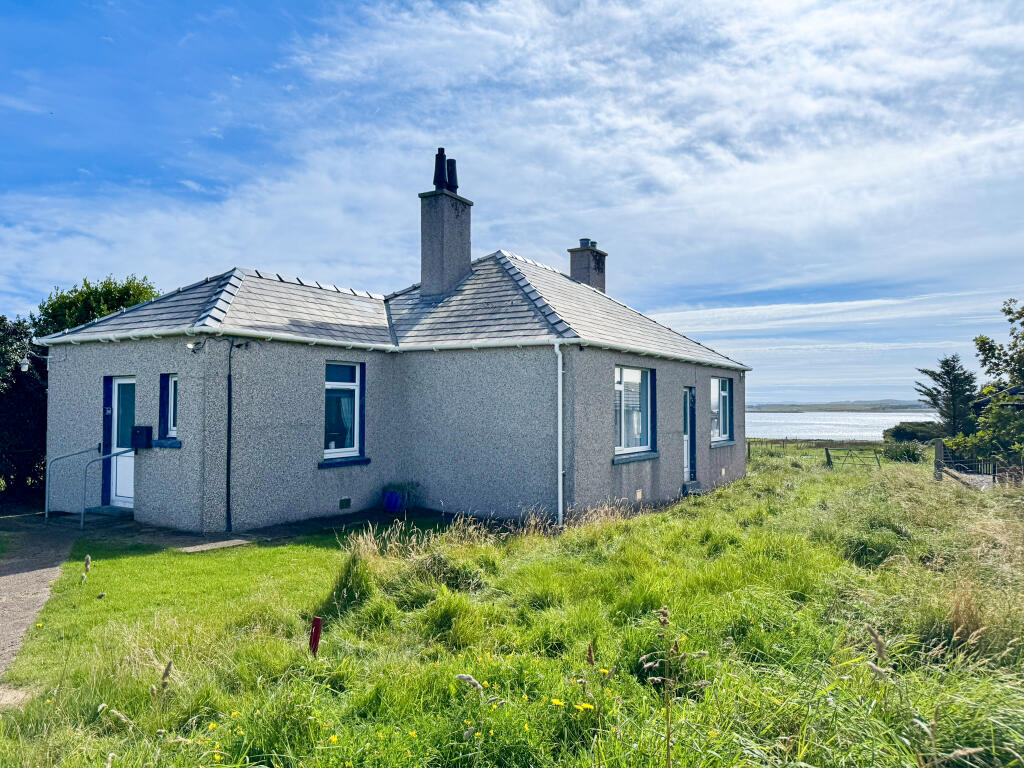 Main image of property: Aird, Tong, Na H-eileanan An Iar