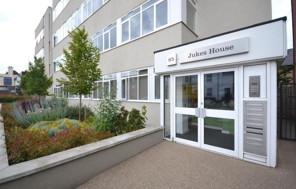 Main image of property: East Street, Jukes House, KT17