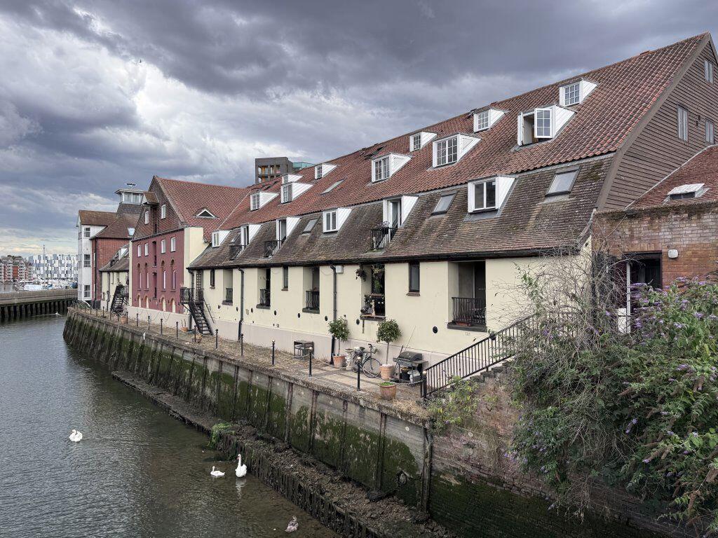 Main image of property: Stokebridge Maltings, Waterfront