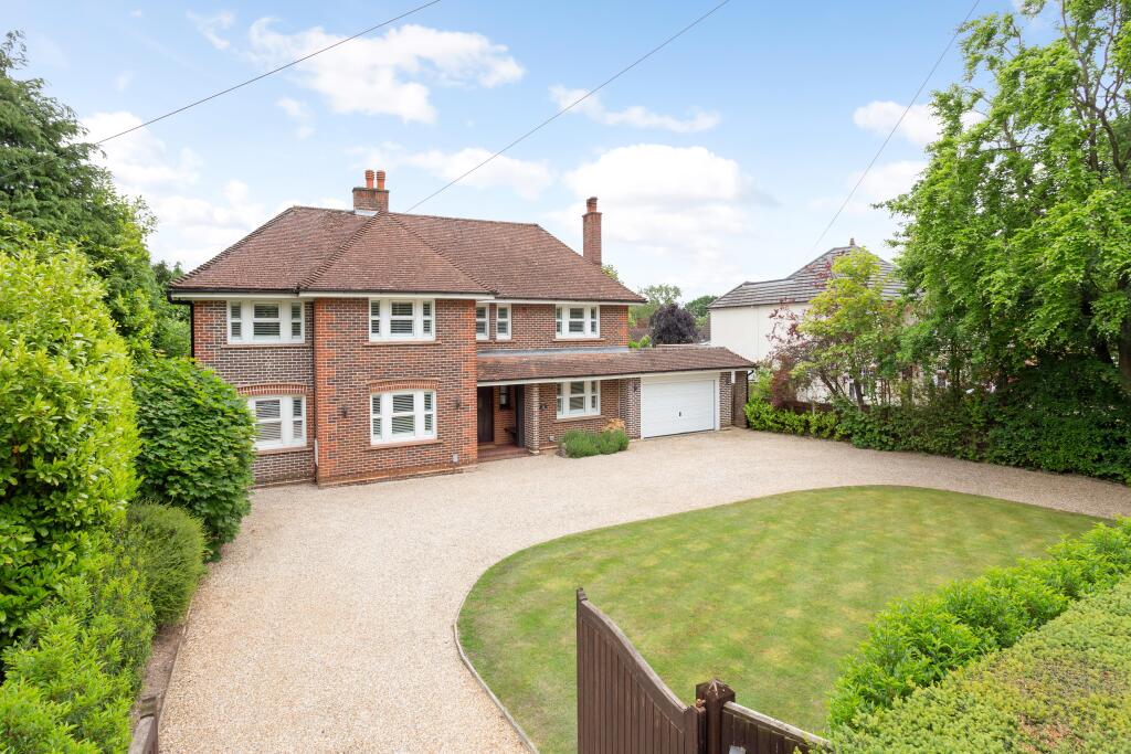 Main image of property: Avenue Road, Farnborough, GU14