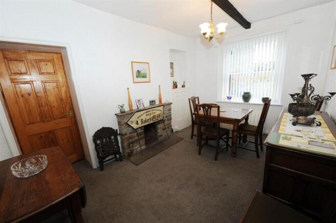 TEA ROOM (DINING ROOM)
