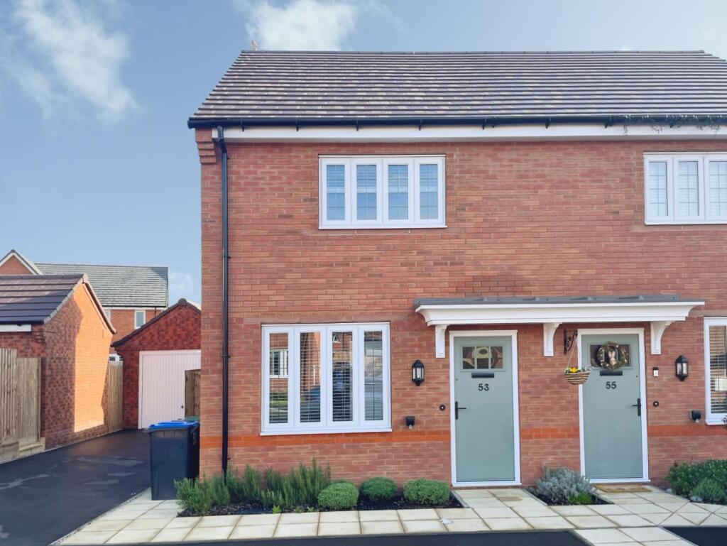 Main image of property: Chaff Cutter Grove, Stratford-upon-Avon