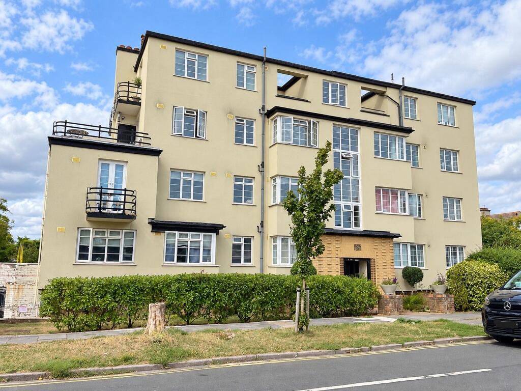 Main image of property: Leigh Heath Court, London Road, Leigh-on-Sea