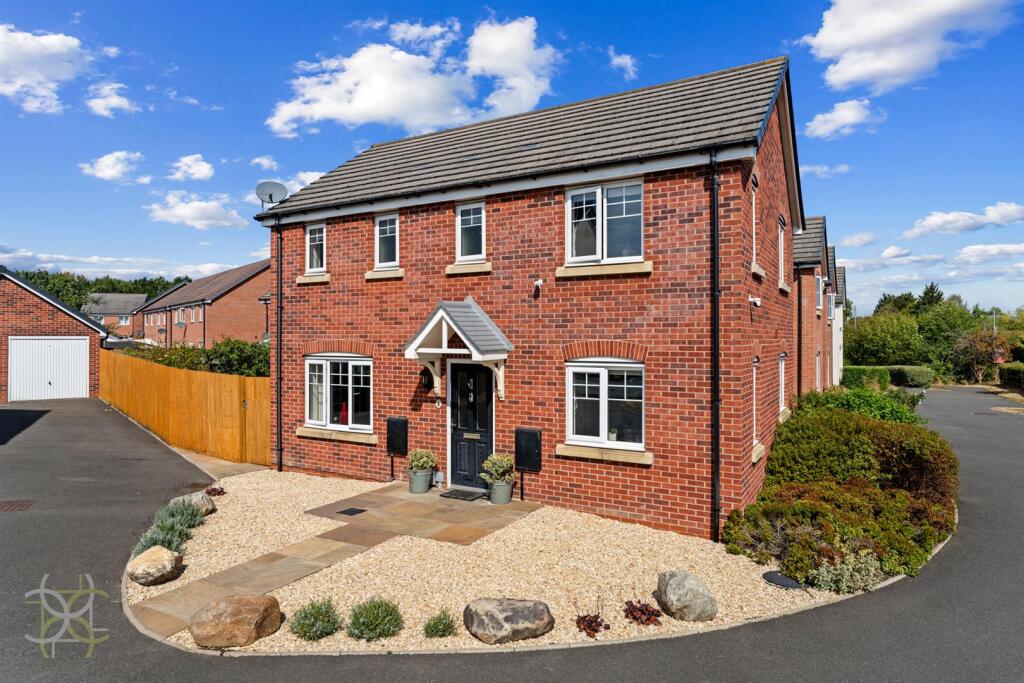 Main image of property: Westcott Way, Pershore