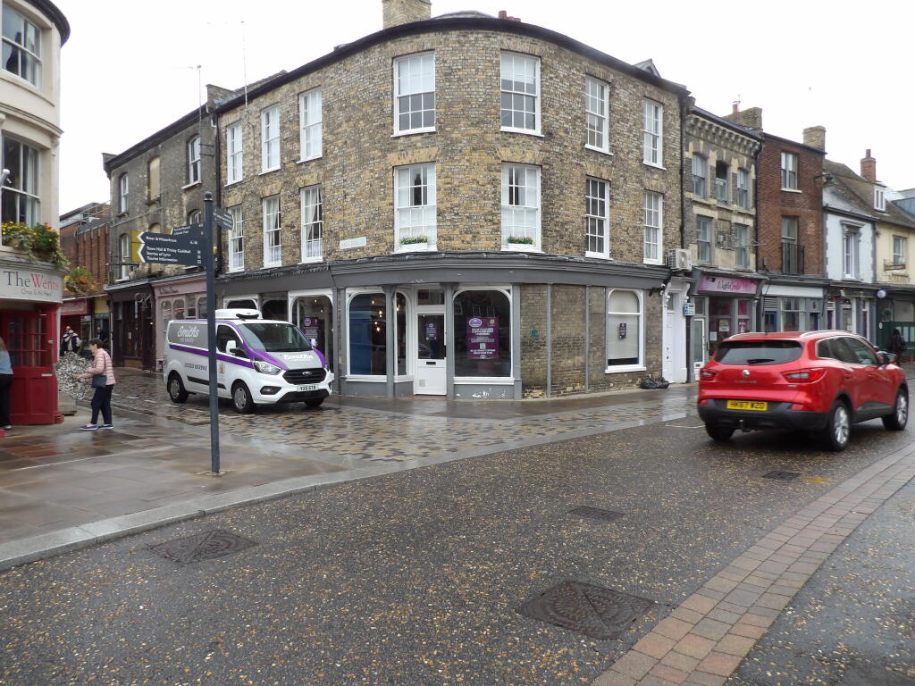 Main image of property: 1 & 2 High Street, Kings Lynn PE30 1BX, 7a & 7b Saturday Market Place, Kings Lynn PE30 5DQ