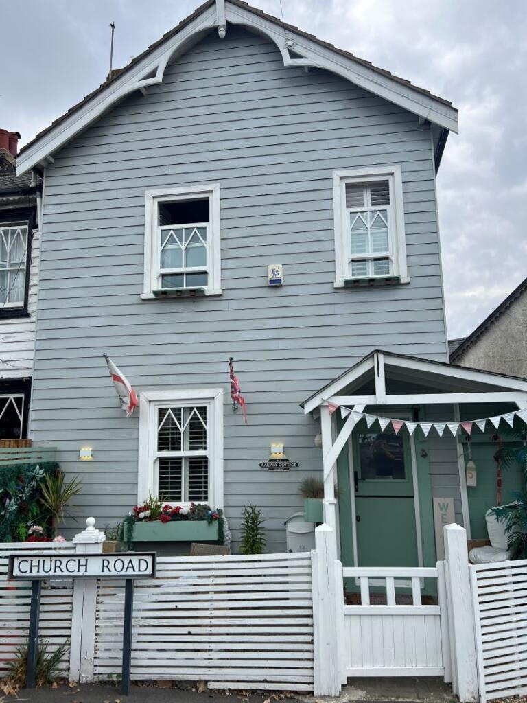 Main image of property: 5 Church Road, Walton on the Naze, Essex, CO14 8DF
