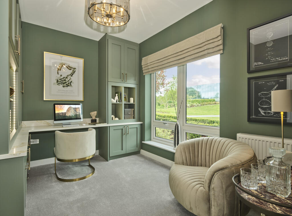 Main image of property: Amersham Road,
Hazlemere,
Buckinghamshire,
HP15 7EL