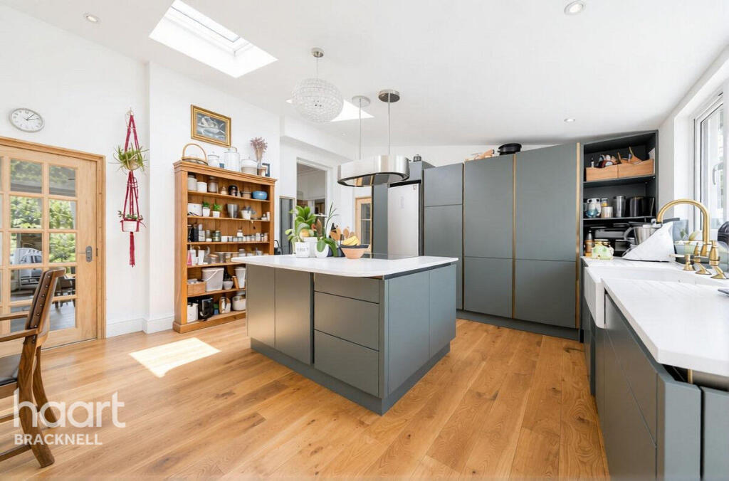 Main image of property: Wokingham Road, Reading